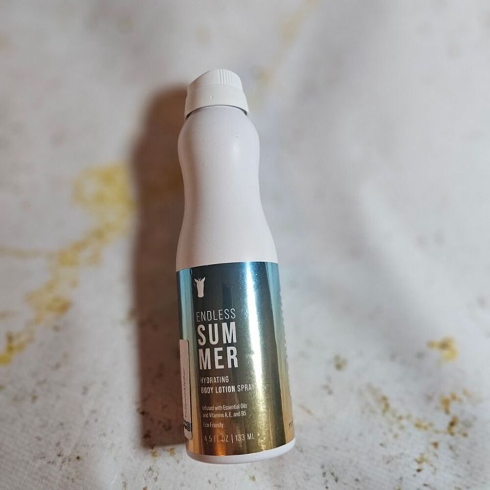 Endless Summer Body Lotion Spray – Aqua Minerals, Coco Water & Warm Sugar – Ligh